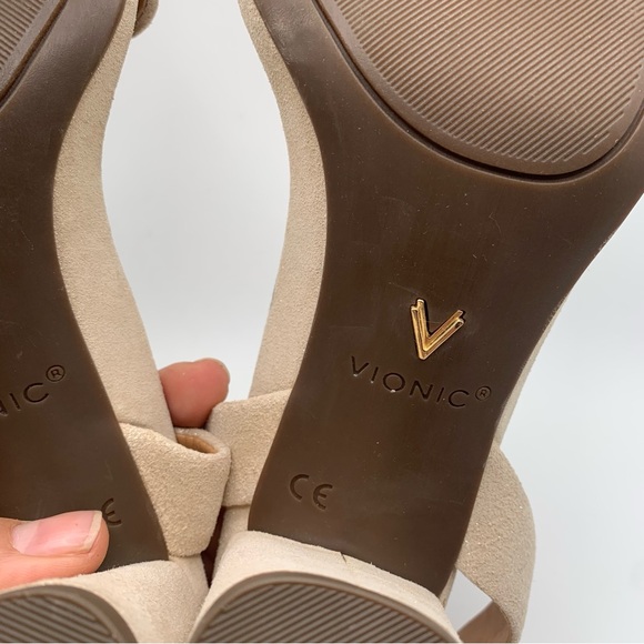 Vionic Zinfandel Women's ankle strap suede gold heel size 6 wedding party 1708 - Picture 10 of 11